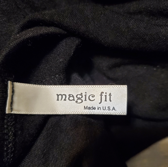 Maggie Fit High Low Black Tunic - Picture 7 of 9
